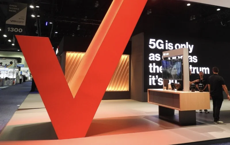 Verizon Layoffs: 13,000 Cuts, Stock Impact, and Reddit Reactions